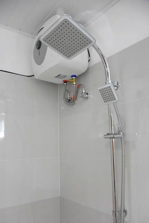 Rain shower head and hot water heater